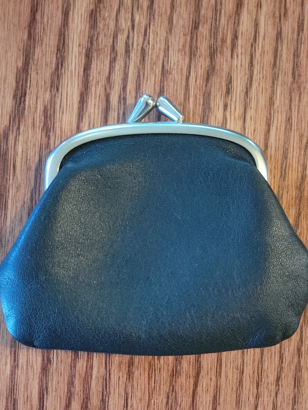 Brighton Brown and Black Leather Kisslock Small Coin Purse. - Picture 2 of 6